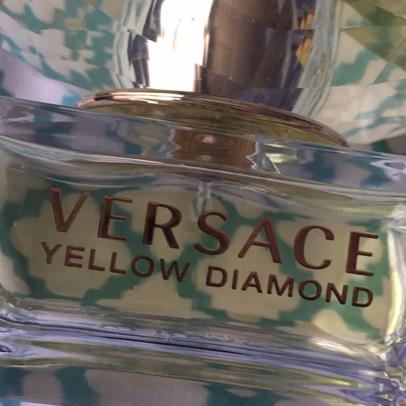 Versace Yellow Diamond ladies perfume. - Picture 6 of 6